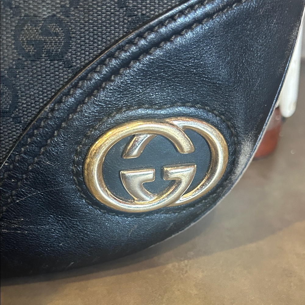 Gucci Britt Black half moon canvas & leather Hobo - Picture 2 of 7